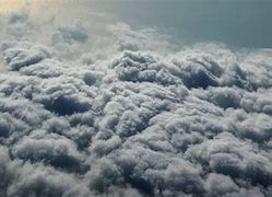 Mimpi Seperti Berada Di Atas Awan